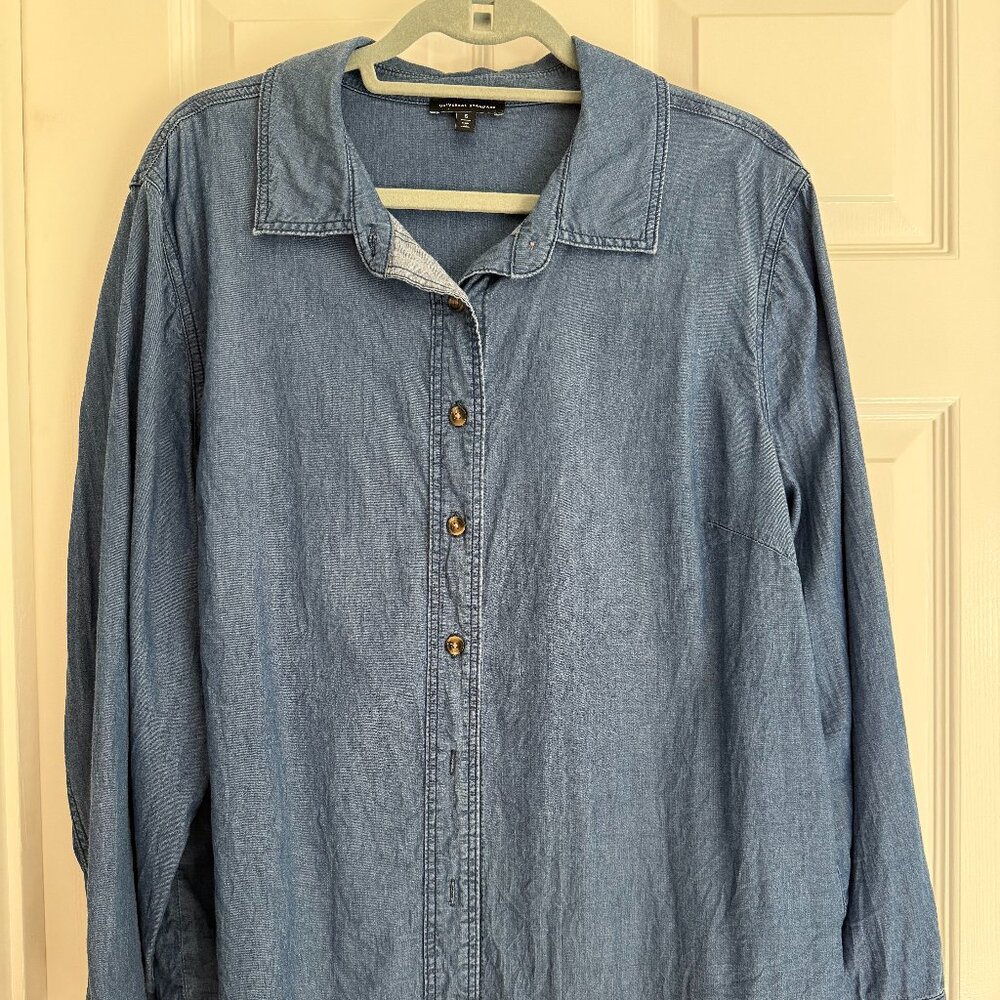 Universal Standard Perfect Chambray Button-Down Shirt - Midnight Blue, S/14/16